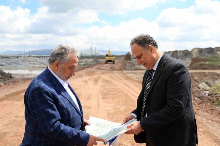 Başkan Yalçın’dan Başakpınar’da hizmet ve sohbet turu