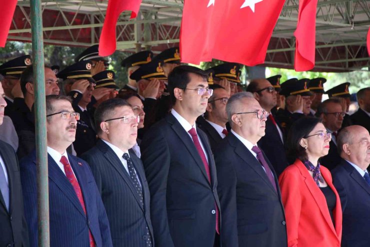 19 Mayıs Atatürk’ü Anma, Gençlik ve Spor Bayramı Uşak’ta coşkuyla kutlandı