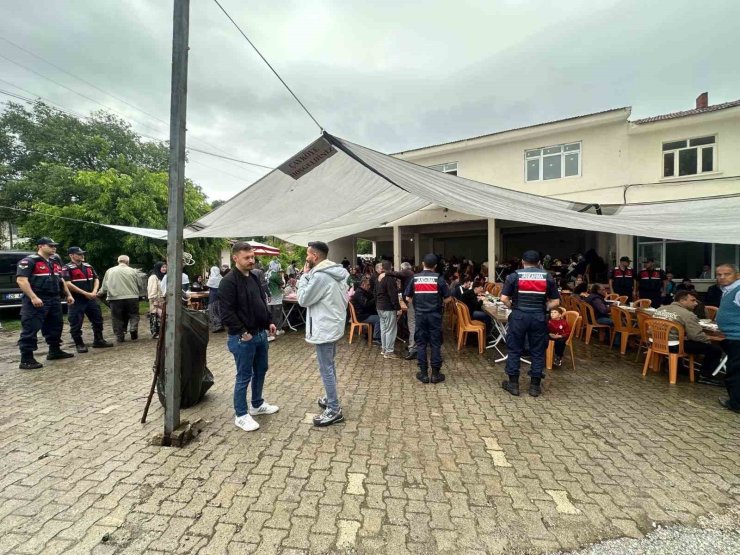 Bilecik’te Hıdırellez şenliklerinde 350 vatandaşa güvenlik tedbiri