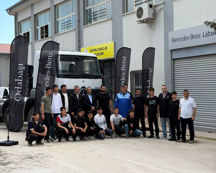 Mercedes-Benz Türk’ten 5 bine yakın gence eğitim desteği