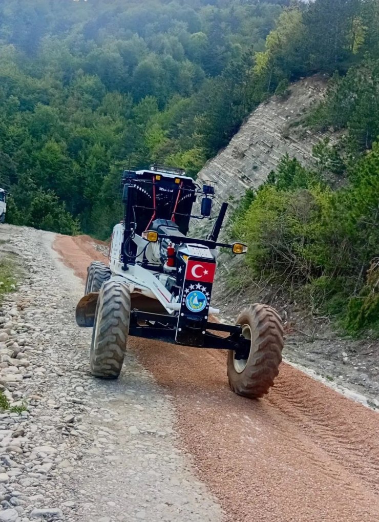 Sinop’ta köylerde yol iyileştirme çalışmaları