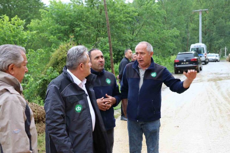 Cumayeri Belediyesi ekipleri sahada