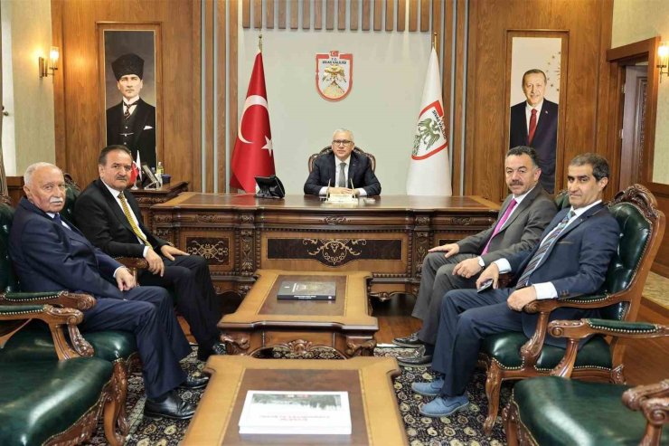 Sivasspor’da yeni yönetim arayışı sürüyor