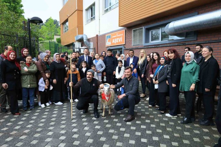 Çekmeköy’de engelsiz yüreklerden anlamlı kurban bağışı