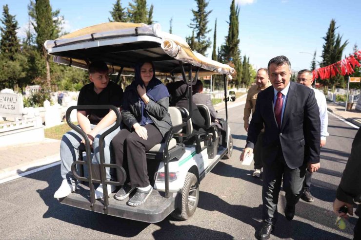 Samsun’da mezarlıklarda bayram öncesi bakım ve ulaşım çalışmaları tamamlandı