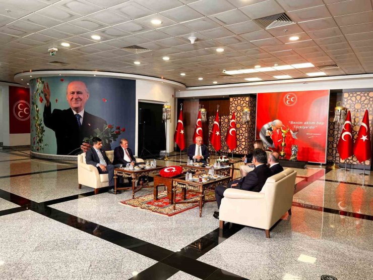CHP’den MHP’ye bayram ziyareti