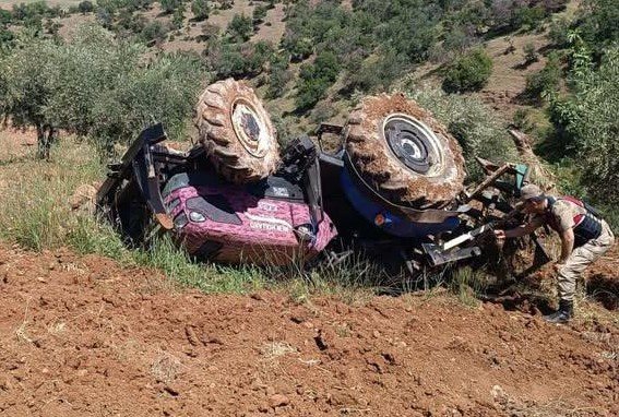 Gaziantep’te devrilen traktörün sürücüsü hayatını kaybetti