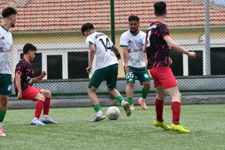 Kayseri’de Amatör futbola bayram izni