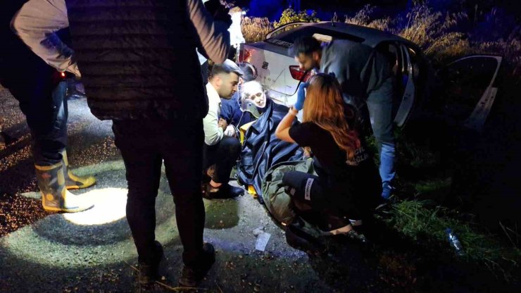 Çorum’da iki otomobil çarpıştı: 1’i ağır 7 yaralı