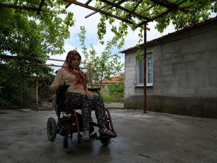 Büyükşehir Belediyesi’nden engelli bireylere akülü sandalye desteği