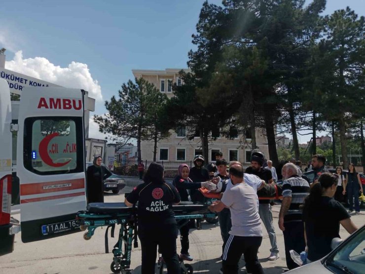 Bilecik’te otomobilin çarptığı yaya yaralandı