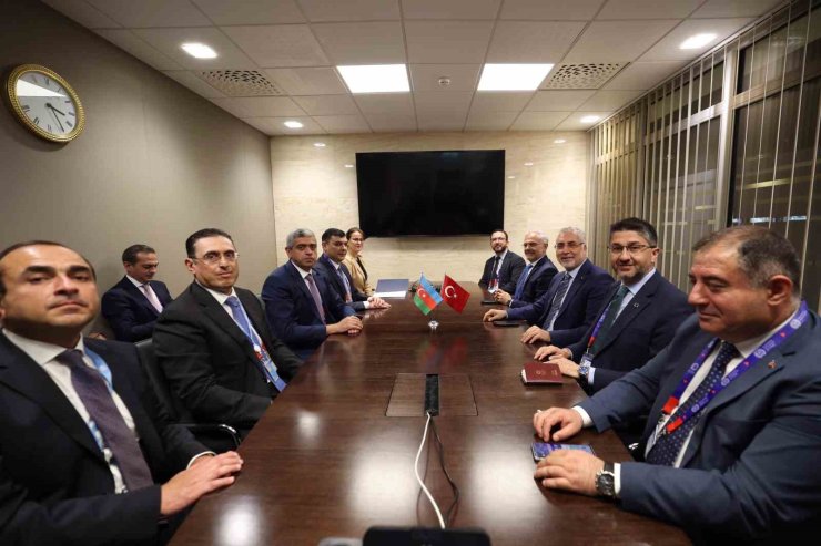 Bakan Işıkhan, ILO 114. Uluslararası Çalışma Konferansı kapsamında ikili görüşmeler gerçekleştirdi