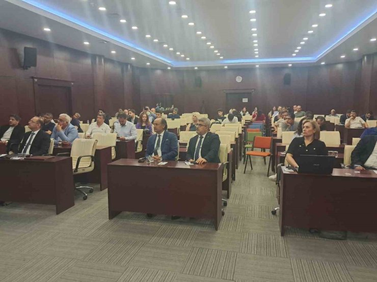 Gaziantep’te siber güvenlik tehditleri ve çözüm yolları konuşuldu