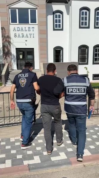 Firari hükümlü Sivas’ta yakayı ele verdi