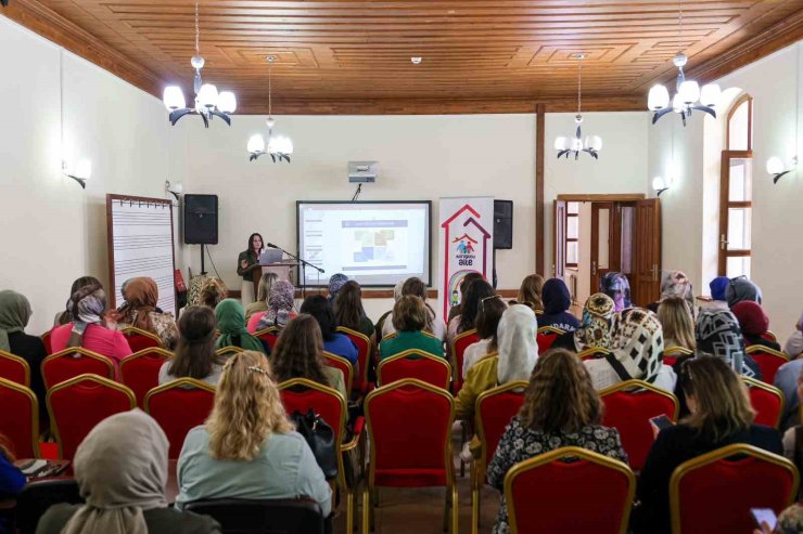 Bilecik’te koruyucu aile farkındalığı toplantısı düzenlendi
