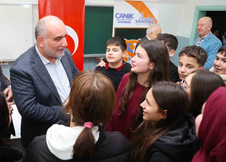 Canik Belediyesi’nden gençlere ücretsiz YKS ve LGS simülasyonu
