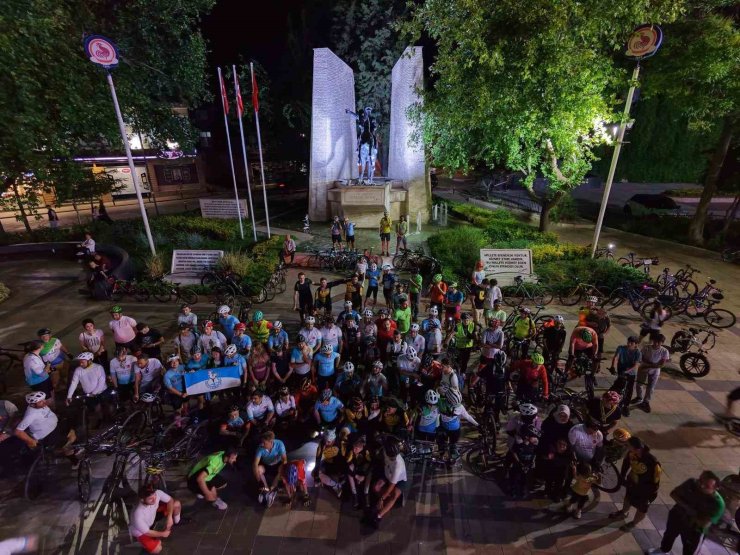 Denizli’de 400 bisikletli birlikte pedal çevirdi