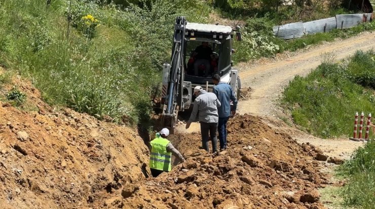 Yüksekova’da 70 kilometrelik yeni doğal gaz hattı için çalışmalar başladı