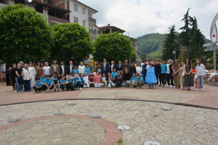 Ordu’da öğrenciler önce yarıştı, sonra hayırda buluştu