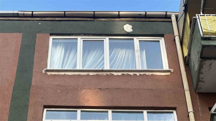 Samsun’da 5. kattan düşen 1,5 yaşındaki çocuk hayatını kaybetti