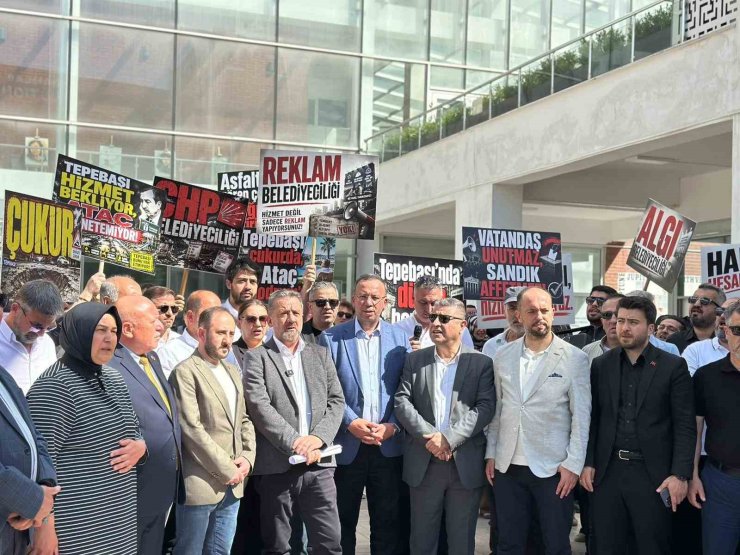 AK Partili Şimşek’ten Tepebaşı Meclisi tepkisi: "Mecliste mikrofon kapatarak gerçeklerin üzerini örtemezsiniz"