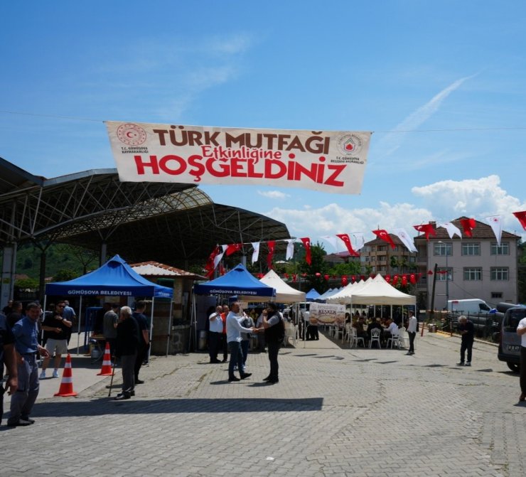 Gümüşova’da keşkek etkinliği düzenlendi