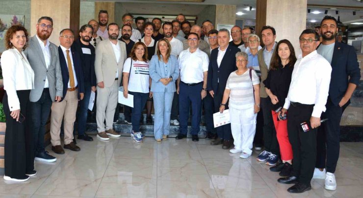 Yerel medyanın geleceği Denizli’de masaya yatırıldı