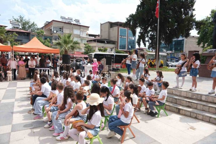 Sarıgöl’de Hayat Boyu Öğrenme Haftası etkinliklerine yoğun ilgi