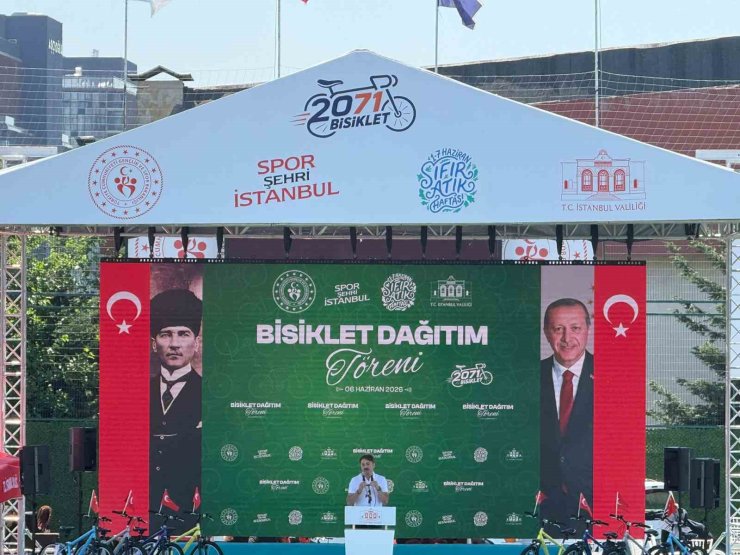 Bahçelievler’de 2 bin 71 çocuk bisiklet sevinci yaşadı