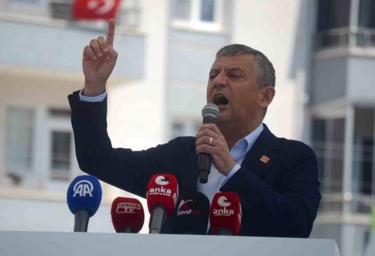 CHP Grup Başkanı Özgür Özel: "Gerekirse bu başı vereceğim ama onlara baş eğmeyeceğim"