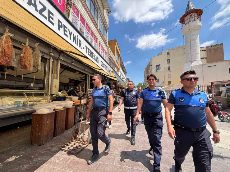 Tarsus’ta kaldırım işgallerine sıkı denetim