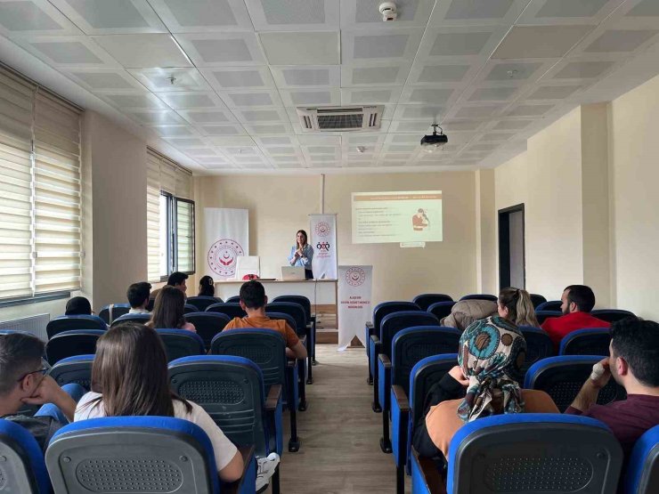 Alaşehir’de evlilik öncesi eğitimlerle genç çiftlere destek