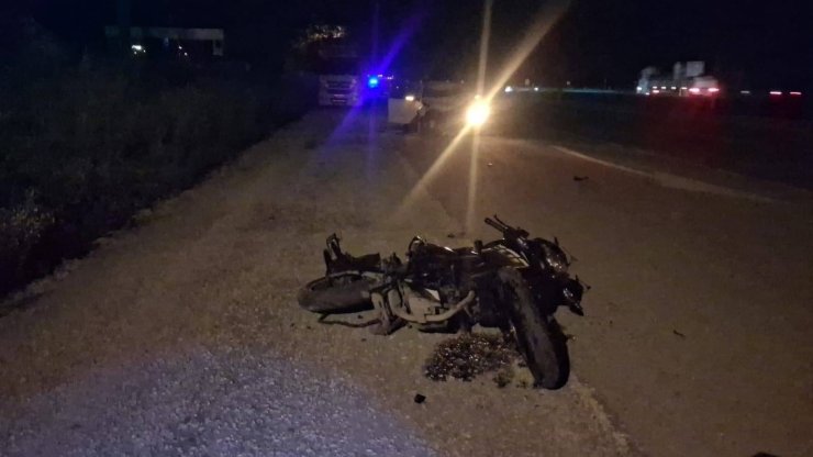 Tokat’ta otomobil motosiklete çarptı: 2 ölü, 1 yaralı