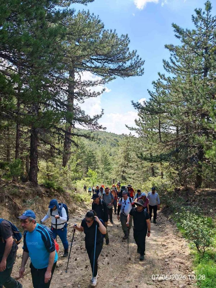 AFDOS, doğa tutkunlarını tarihi ve doğal güzellikleriyle öne çıkan Çukurca’da buluşturdu