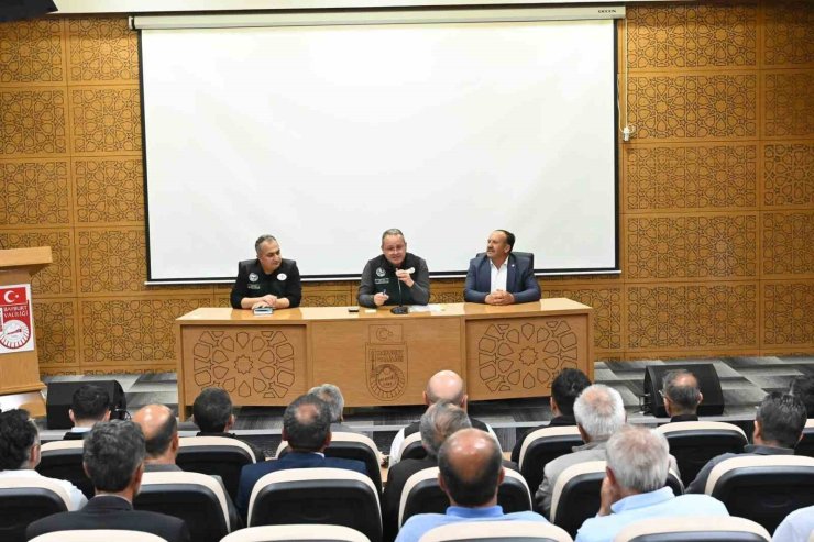Bayburt’ta DSİ yatırımları muhtarlarla istişare edildi