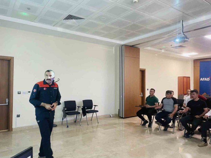 Elazığ’da arama-kurtarma ve trafik kazalarına müdahale eğitimi