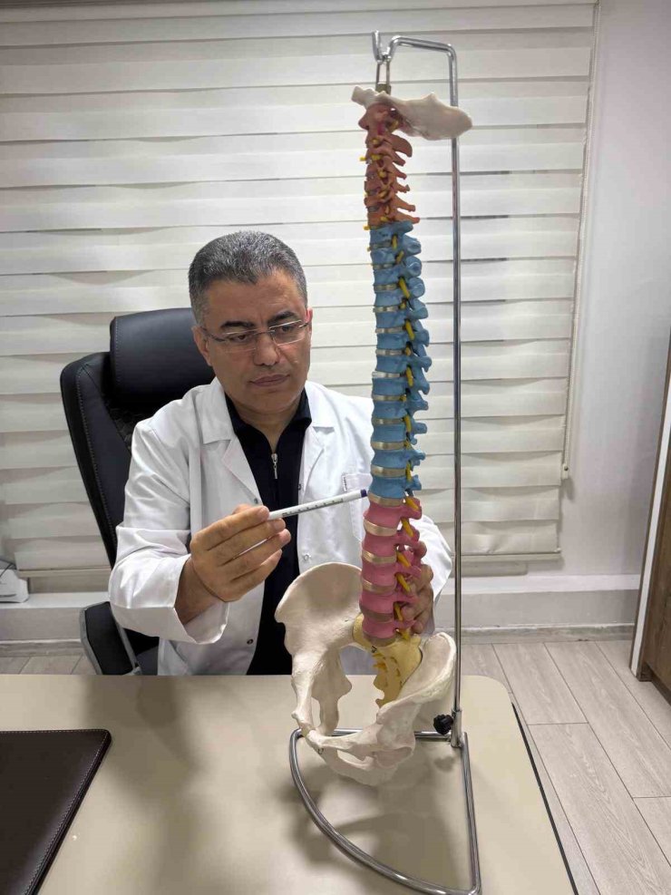 Prof. Dr. İrfan Koca: "Bel fıtığı artık gençlerin de sorunu"