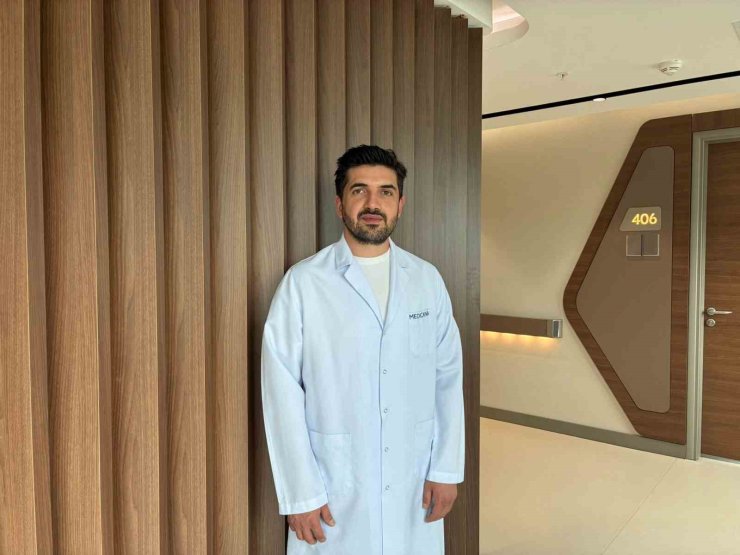 Geçmeyen kasık ağrısının nedeni palvik varisler olabilir