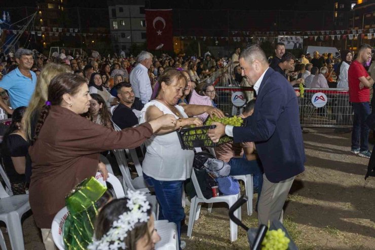 Mersin’de 7. Örtüaltı Üzüm Festivali coşkusu