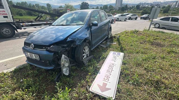 Samsun Şehir Hastanesi Kavşağı’nda yine kaza: 2 yaralı