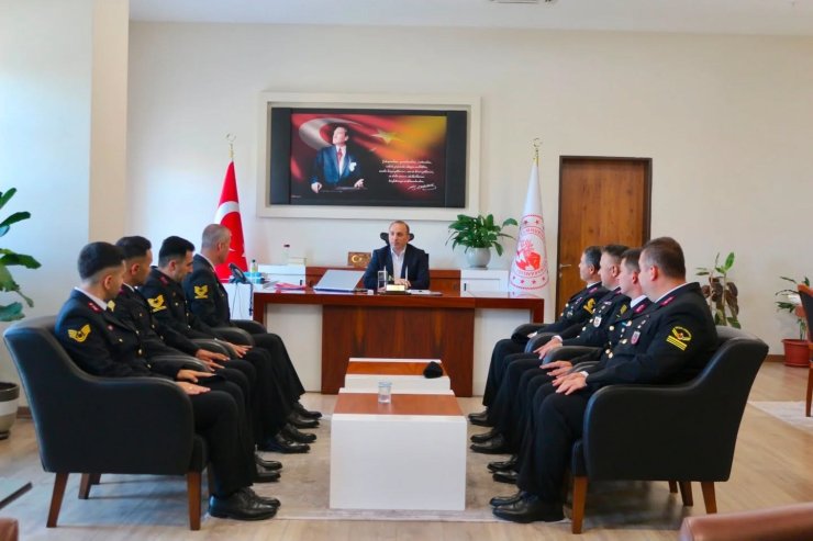 Kaymakam Erdoğan jandarma personelini ağırladı