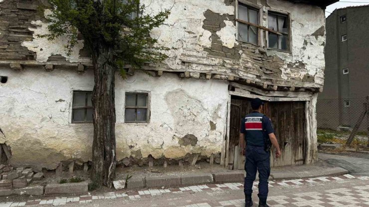 Bilecik’te tefecilik yaptığı tespit edilen 1 kişi gözaltına alındı
