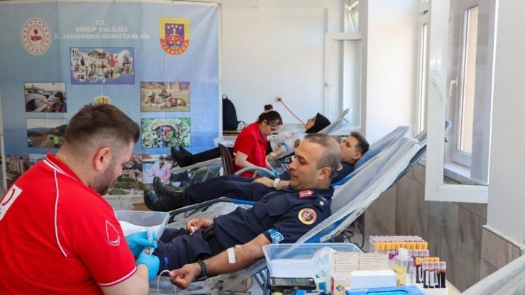 Sinop jandarmasından anlamlı destek