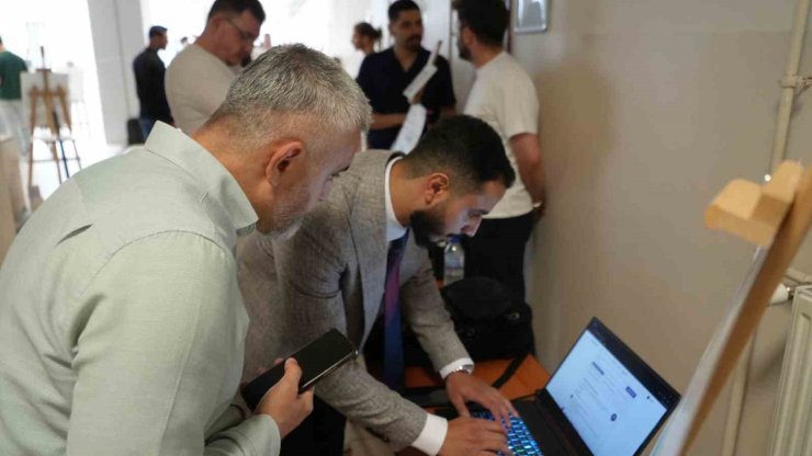 KBÜ’de yapay zekadan siber güvenliğe 220 proje tanıtıldı