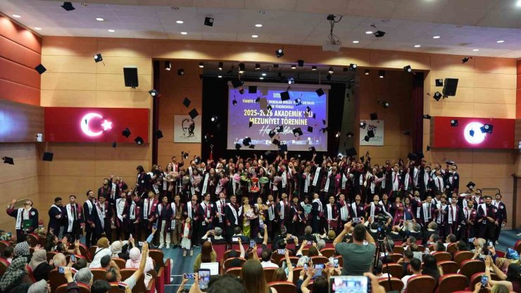 KBÜ TOBB Teknik Bilimler MYO’da mezuniyet coşkusu