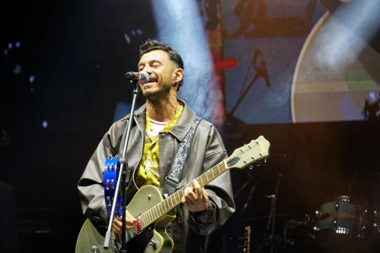 60. Tekirdağ Kiraz Festivali’nde Kolpa ve Buray Tekirdağlıları coşturdu