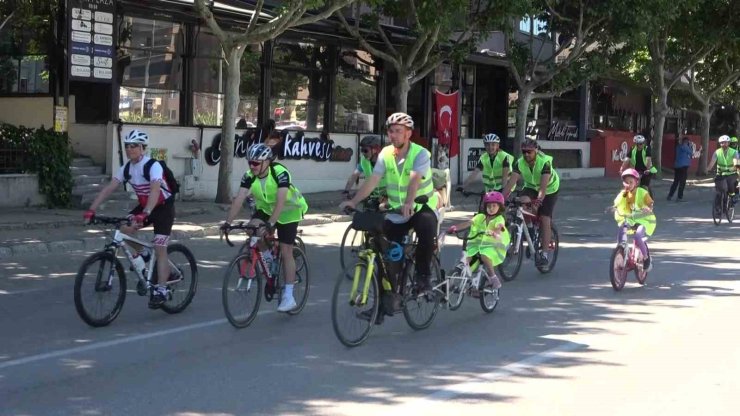 Sağlıklı hayat için pedal çevirdiler