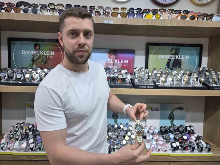 Düğün ve nişan sezonu saatlere olan talebi artırdı