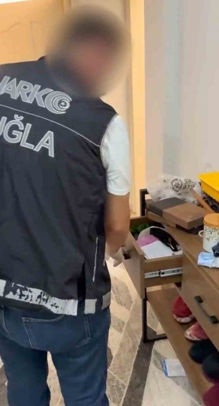 Ortaca ve Dalaman’da uyuşturucu operasyonu