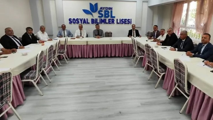 Aydın’da ilçe milli eğitim müdürleri bir araya geldi